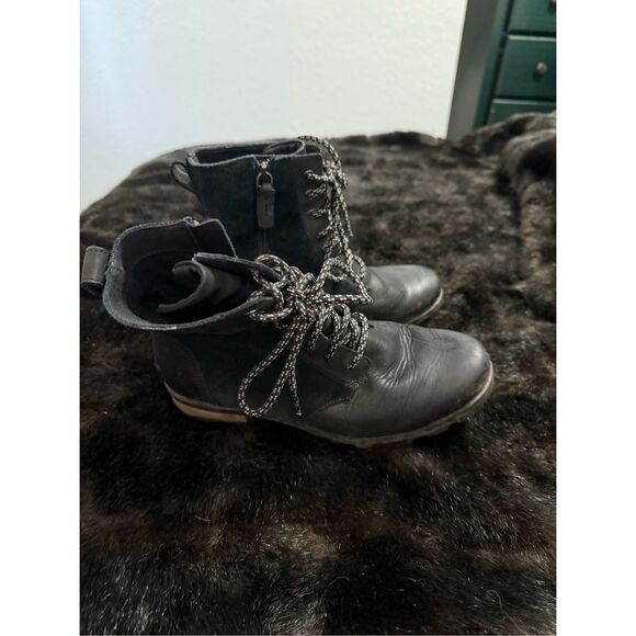 Sorel Emelie Short Lace Up Waterproof Boots Women’s Size 7.5 - Picture 1 of 5